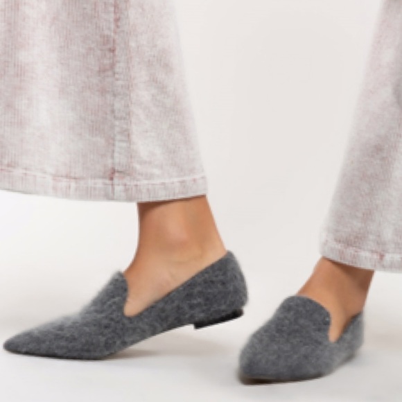 POL Shoes - POL Mohair Style Pointed Toe Flats in Charcoal
